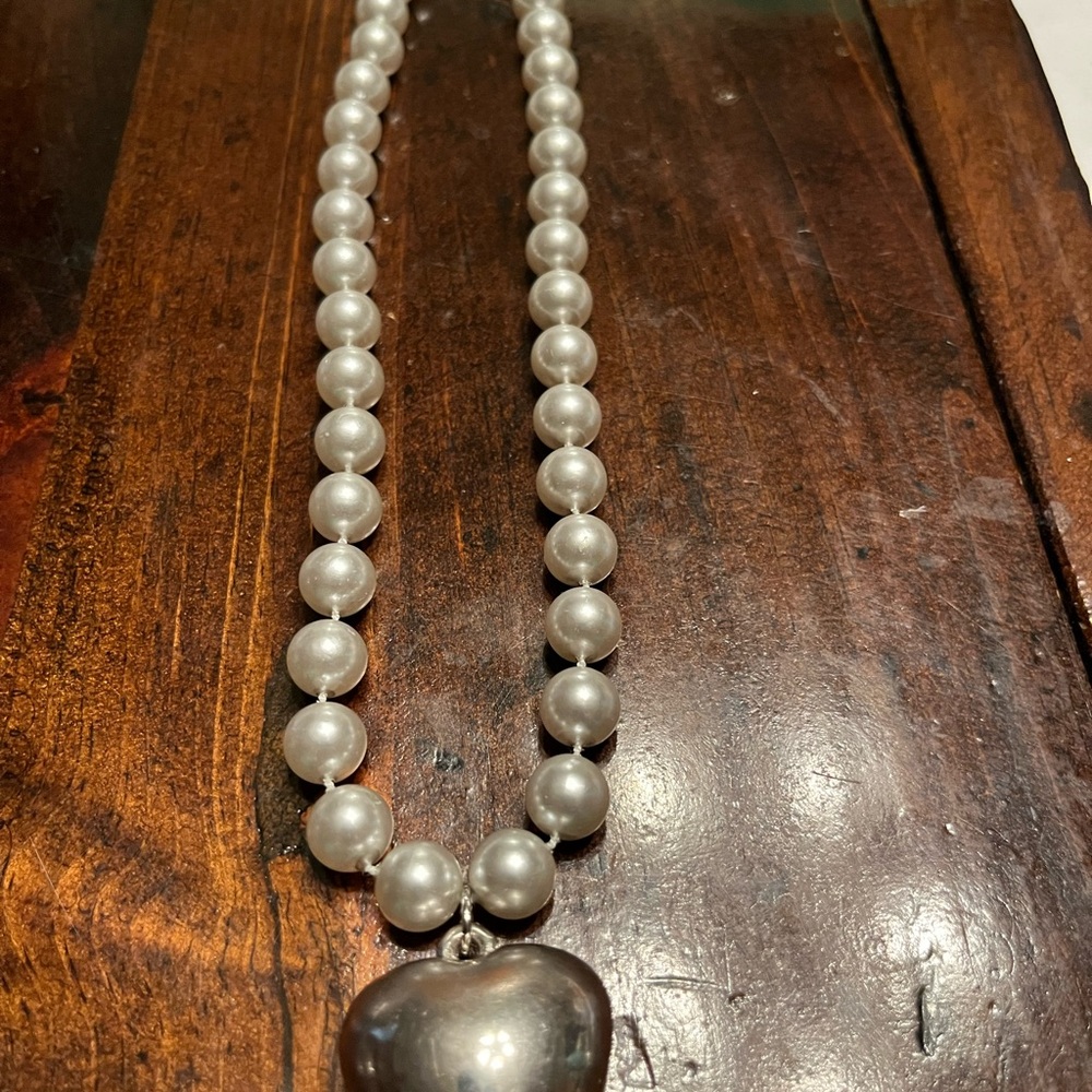 Classic Silver Pearl Necklace with Heart Pendant
